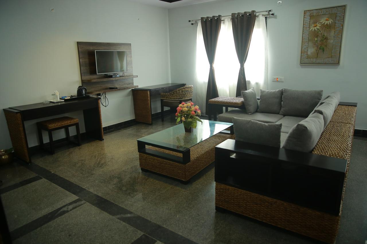 Lokis Forest Inn Hajdarabad Zewnętrze zdjęcie